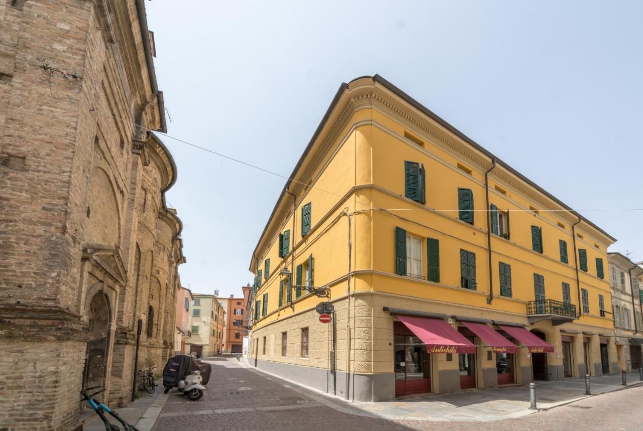 Апартаменты Il Loft Di Quintino Парма Экстерьер фото