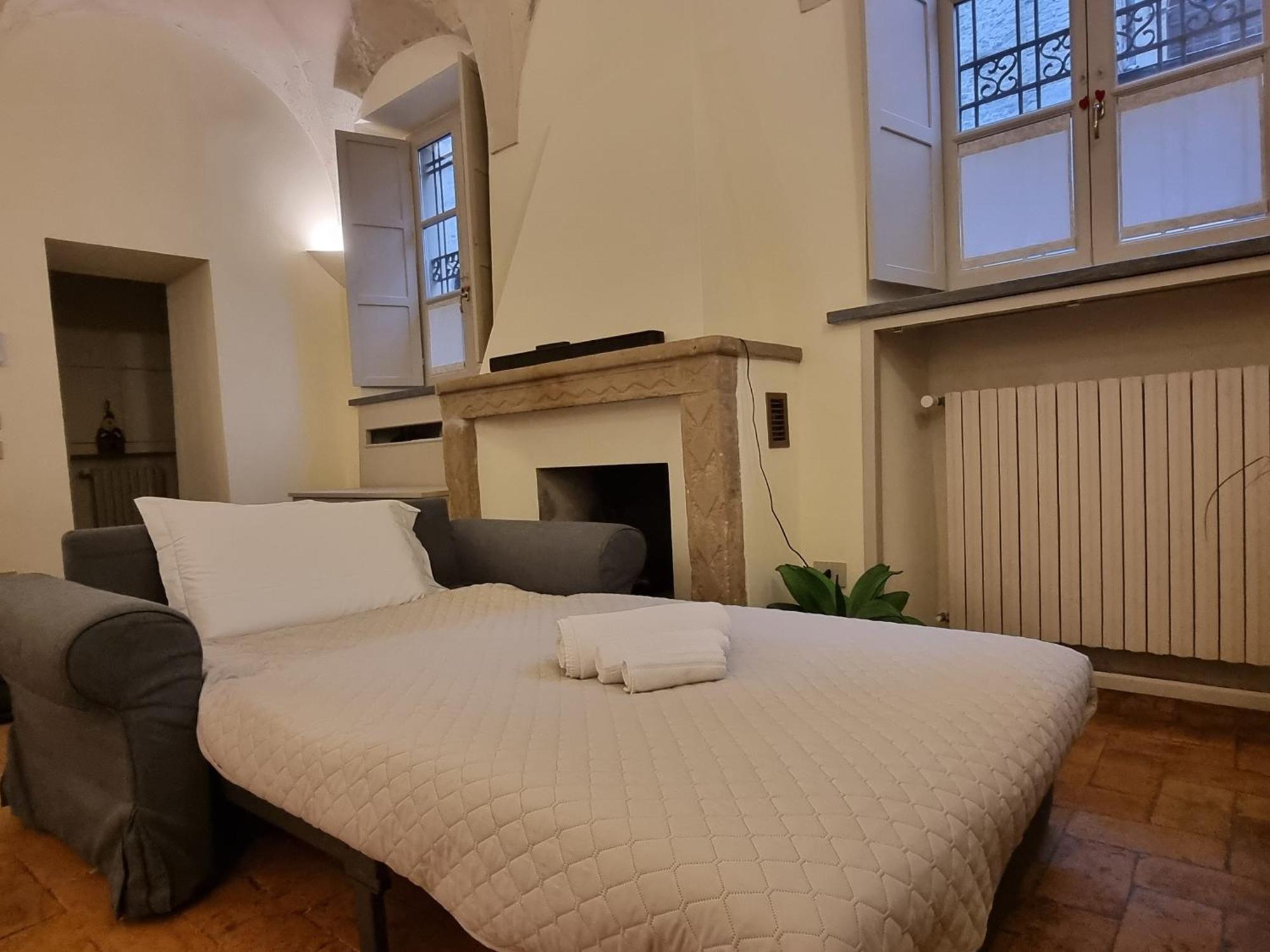 Апартаменты Il Loft Di Quintino Парма Экстерьер фото